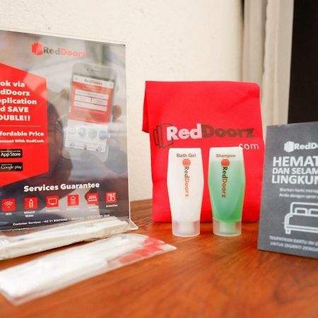 발리 섬 Reddoorz @ Jalan Raya Semat Canggu 호스텔 외부 사진