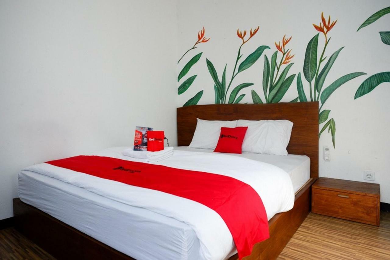 발리 섬 Reddoorz @ Jalan Raya Semat Canggu 호스텔 외부 사진