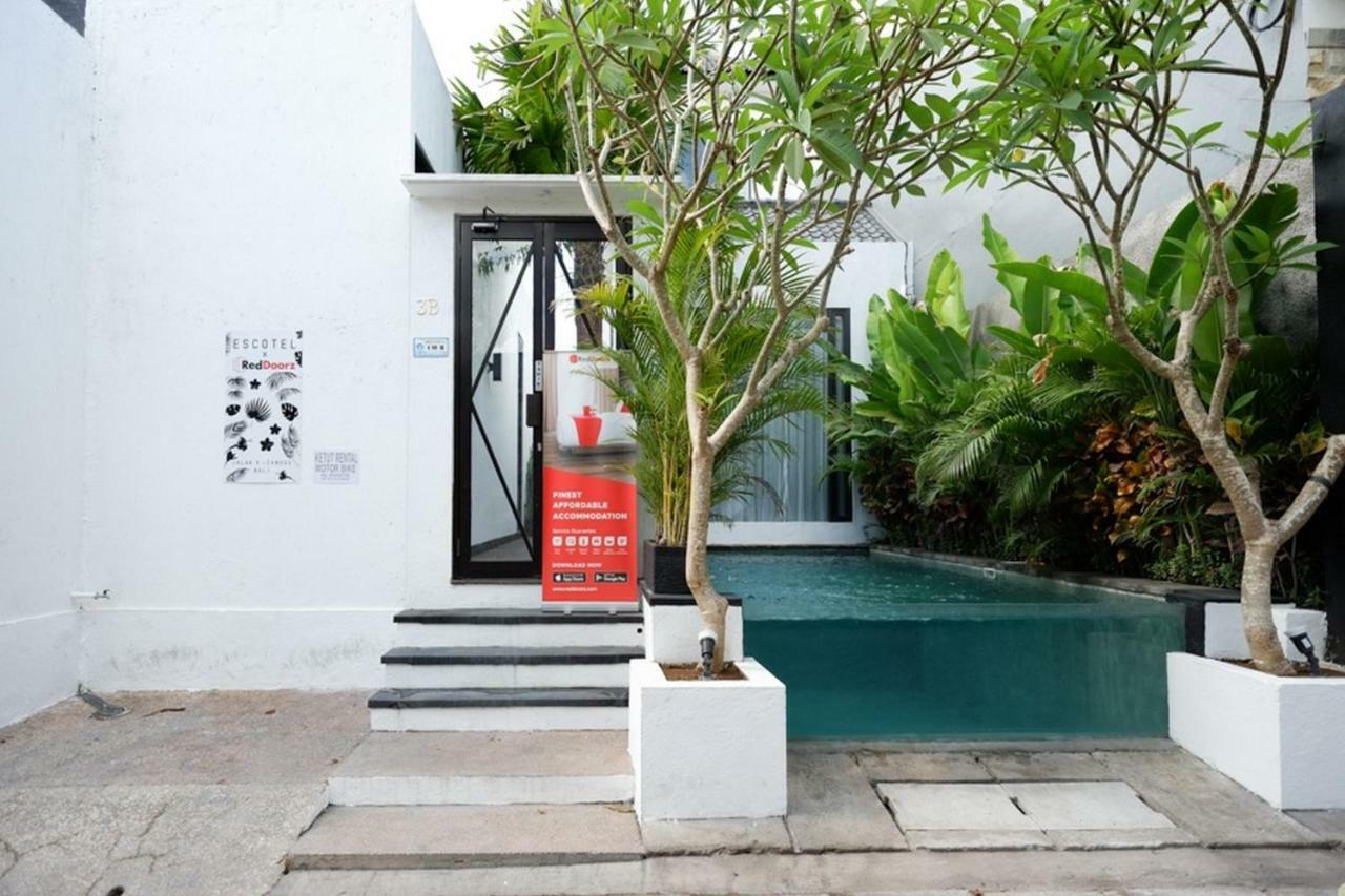 발리 섬 Reddoorz @ Jalan Raya Semat Canggu 호스텔 외부 사진